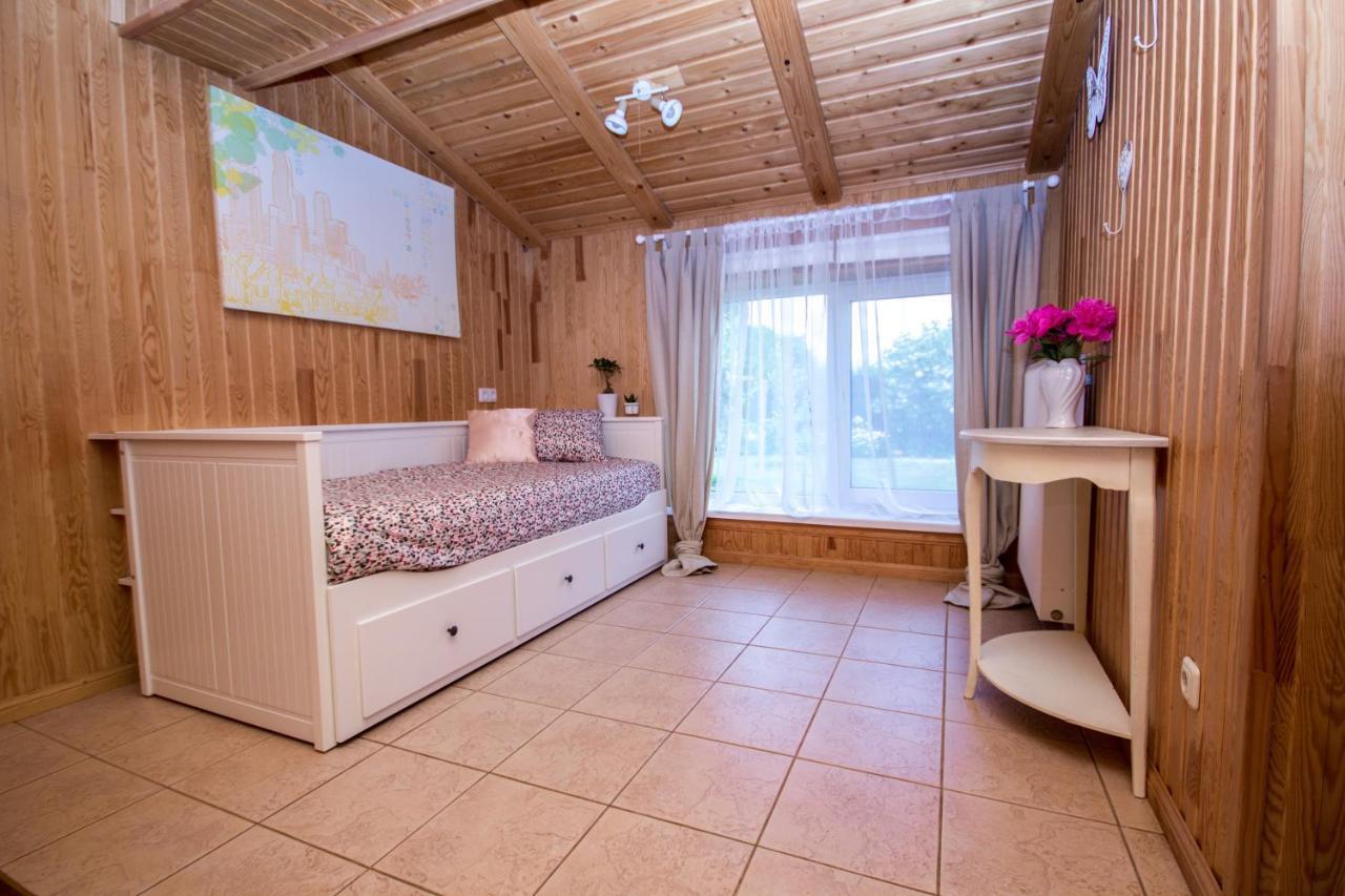 Flower Apartment Ventspils Exterior foto